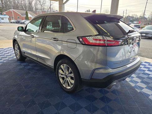 Used 2022 Ford Edge Titanium w/ Equipment Group 301A image 4