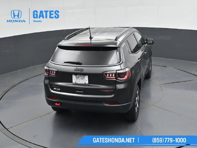 Used 2022 Jeep Compass Trailhawk w/ Trailhawk Convenience Group AWD/4WD image 42
