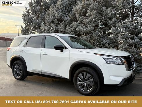 Used 2024 Nissan Pathfinder S image 10