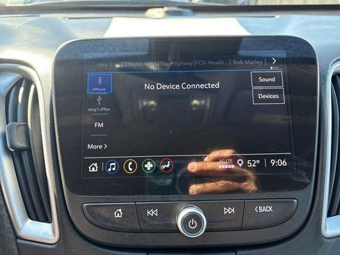 Used 2024 Chevrolet Malibu LT FWD image 30
