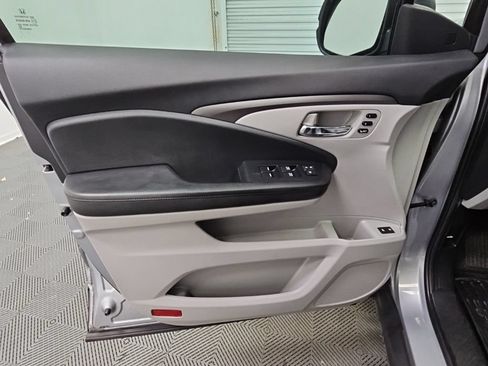 Used 2021 Honda Pilot EX-L image 30