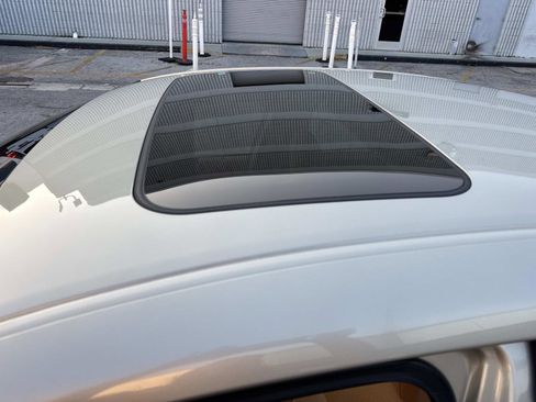 Certified 2024 Lexus ES 350 w/ Premium Package image 32