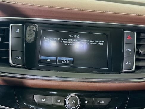Used 2018 Buick Enclave Avenir w/ Avenir Technology Package FWD image 24