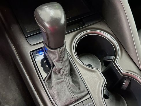 Used 2023 Toyota Camry SE FWD image 25