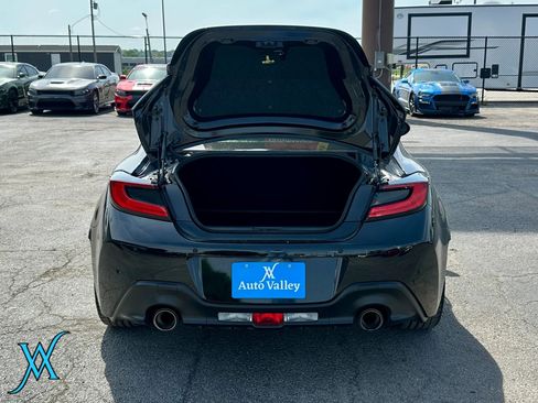 Used 2025 Toyota GR86 Premium w/ ALL Weather Mat Package (TMS) RWD image 29