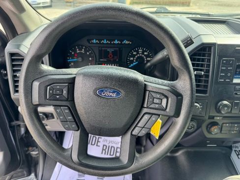 Used 2016 Ford F150 XLT image 14