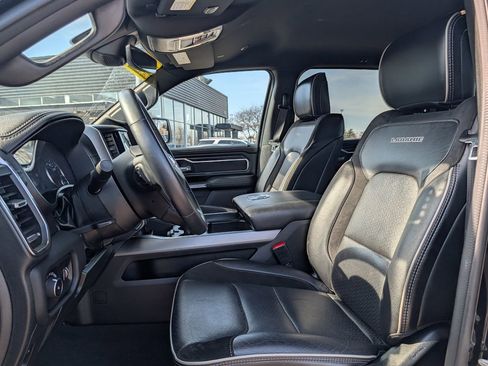 Used 2024 RAM 1500 Laramie AWD/4WD image 18