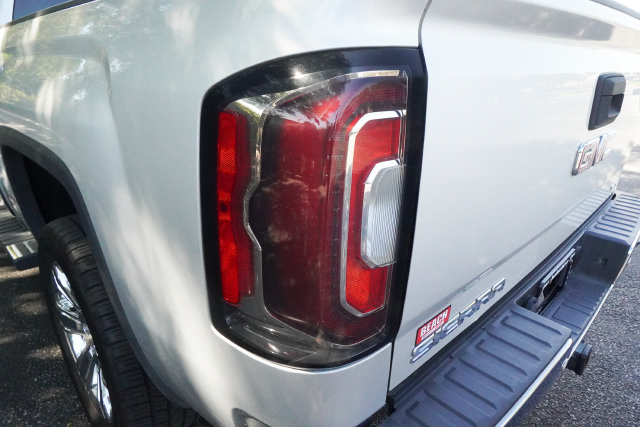 Used 2017 GMC Sierra 1500 SLT AWD/4WD image 34