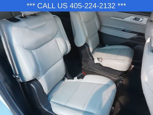 Used 2025 Ford Explorer Active w/ Active Comfort Package RWD image 25