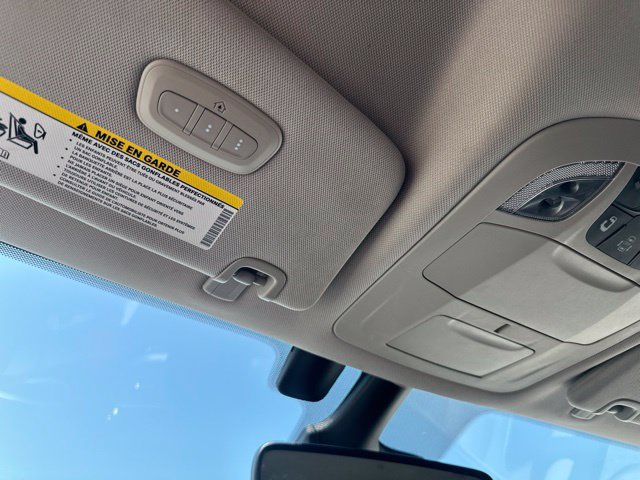Used 2022 Chrysler Pacifica Touring-L FWD image 43