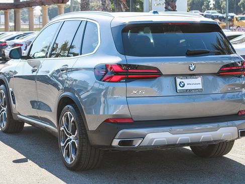 Used 2024 BMW X5 sDrive40i w/ Premium Package RWD image 4
