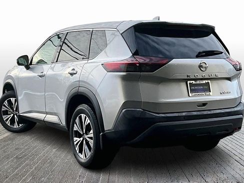 Used 2021 Nissan Rogue SV image 6