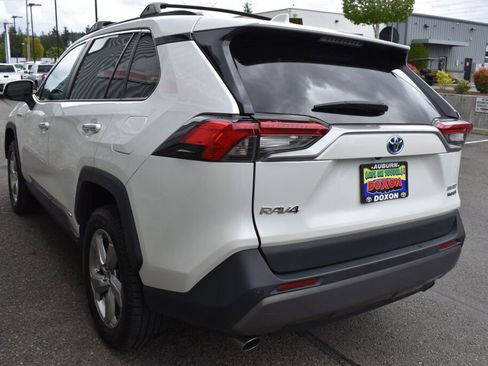 Used 2021 Toyota RAV4 Limited AWD/4WD image 7