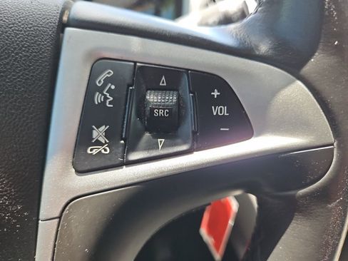 Used 2012 Chevrolet Equinox LT FWD image 17