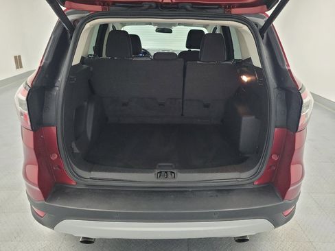 Used 2017 Ford Escape SE w/ Equipment Group 201A FWD image 29