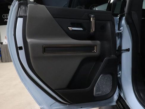 Used 2025 GMC Hummer EV 3X w/ LPO, Cargo Utility Package image 27