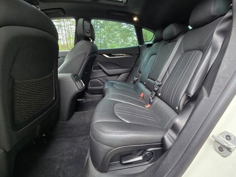 Used 2019 Maserati Levante image 16