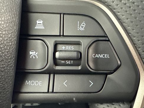 New 2026 Toyota Tundra Limited AWD/4WD image 28