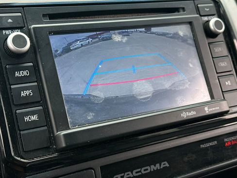 Used 2015 Toyota Tacoma PreRunner RWD image 20