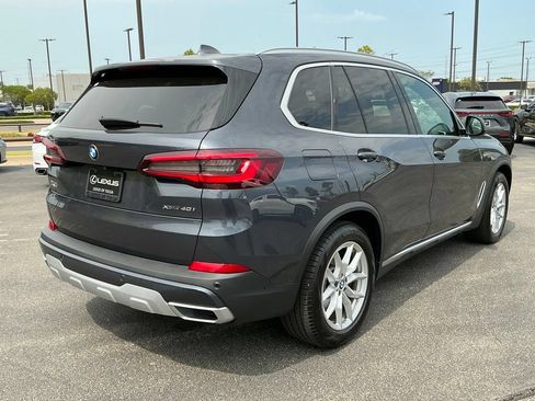 Used 2021 BMW X5 xDrive40i w/ Premium Package 2 AWD/4WD image 3