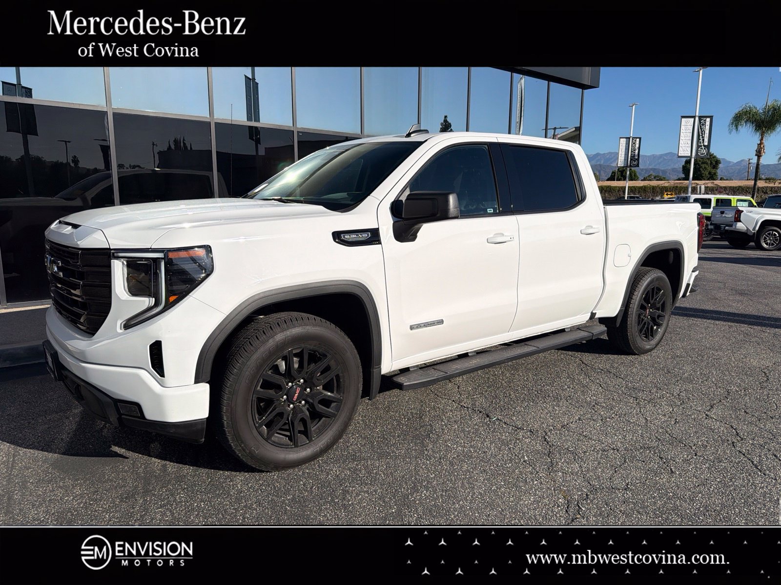 Used 2025 GMC Sierra 1500 Elevation w/ Preferred Package RWD image 1