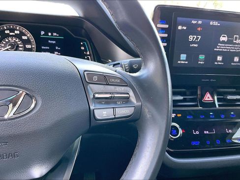 Used 2020 Hyundai Ioniq SE FWD image 9