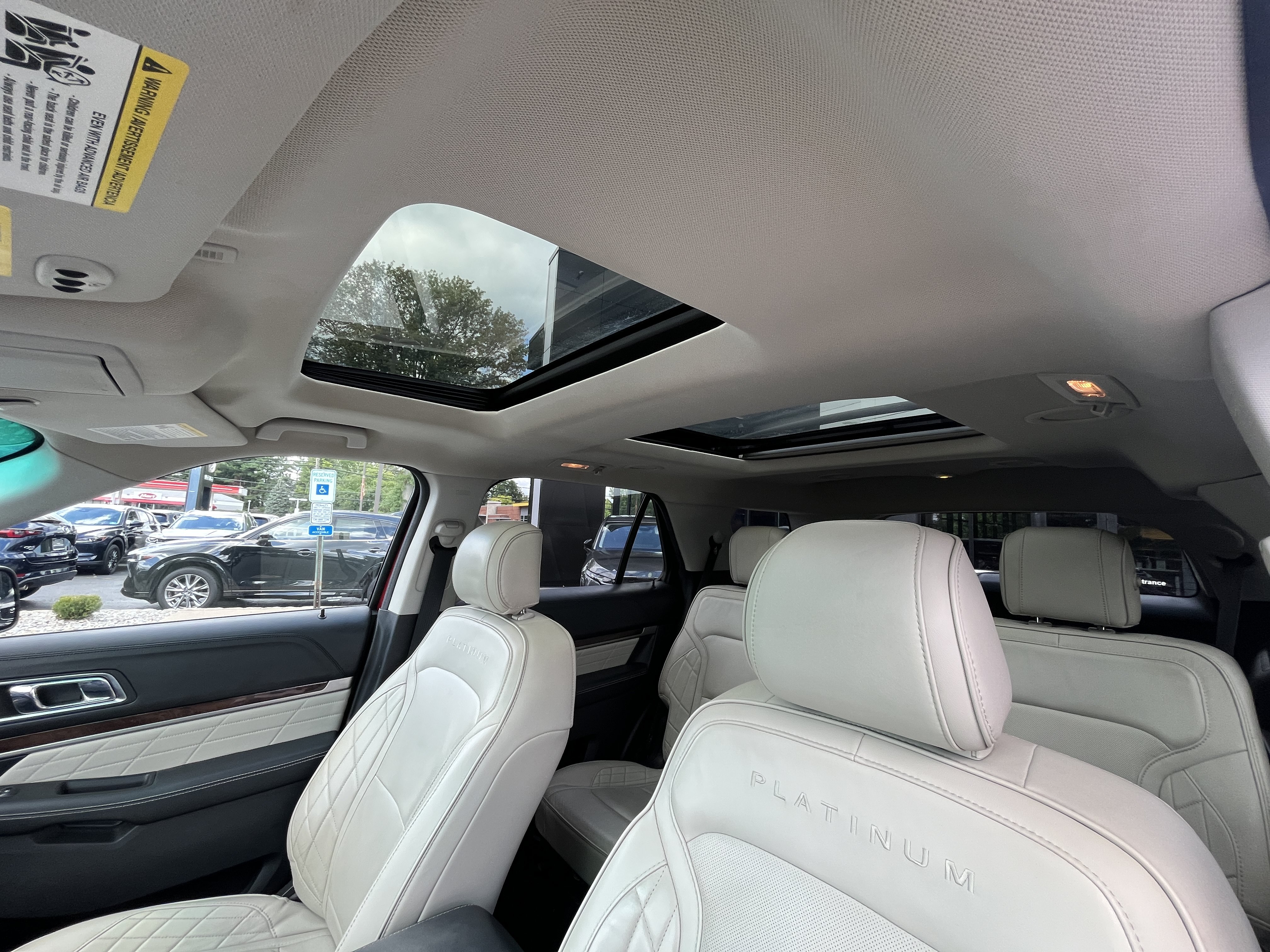 Used 2016 Ford Explorer Platinum AWD/4WD image 16