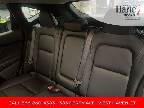 Certified 2025 Nissan Murano SV image 30