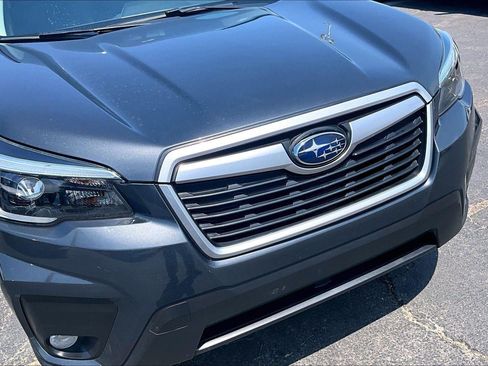 Used 2021 Subaru Forester Premium w/ Popular Package #1 AWD/4WD image 3