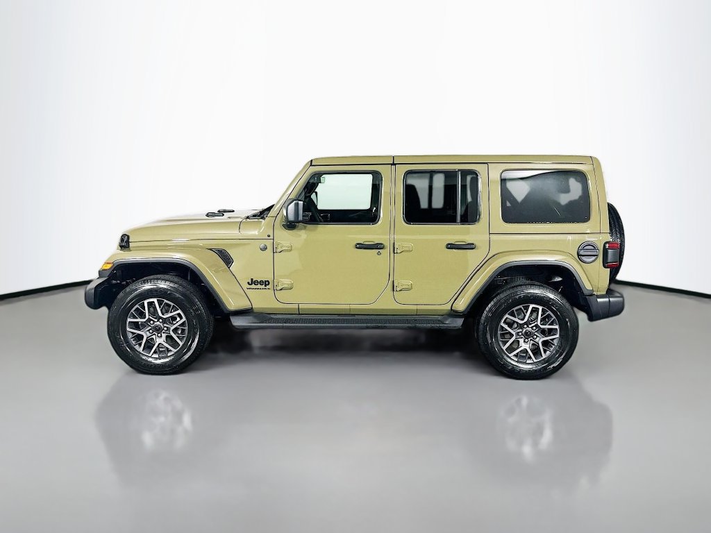 New 2026 Jeep Wrangler Unlimited Sahara AWD/4WD image 4