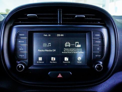 Used 2021 Kia Soul GT-Line FWD image 24