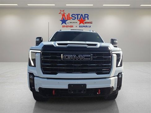 Used 2024 GMC Sierra 2500 AT4 w/ AT4 Preferred Package image 2
