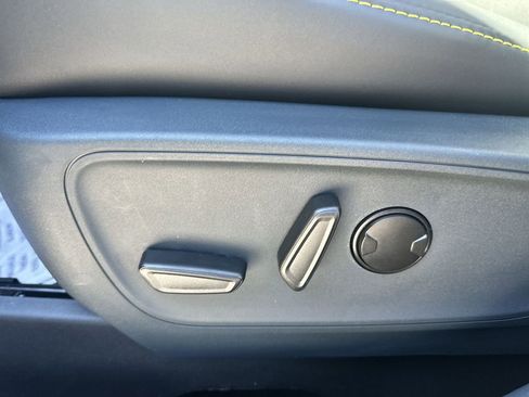 New 2026 Ford Maverick Lobo image 18