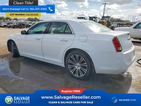 Used 2013 Chrysler 300 S RWD image 3