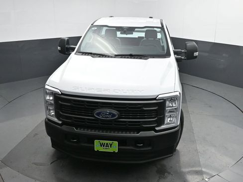 New 2026 Ford F250 XL w/ F-250 >10K GVWR Package image 34