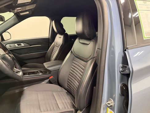 Used 2025 Ford Explorer ST-Line AWD/4WD image 59