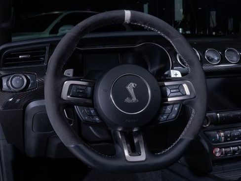 Used 2020 Ford Mustang Shelby GT500 w/ Technology Package image 12