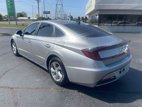 Used 2021 Hyundai Sonata SE FWD image 3