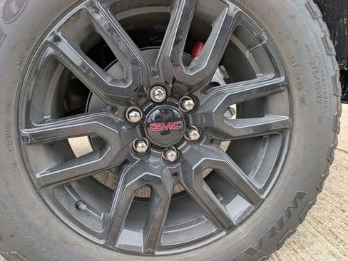New 2026 GMC Sierra 1500 Elevation w/ Elevation Premium Package AWD/4WD image 6