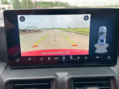 Used 2024 Ford Mustang Coupe image 13