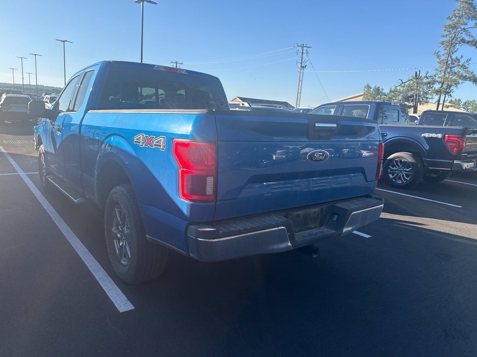 Used 2019 Ford F150 XLT w/ Equipment Group 302A Luxury AWD/4WD image 4