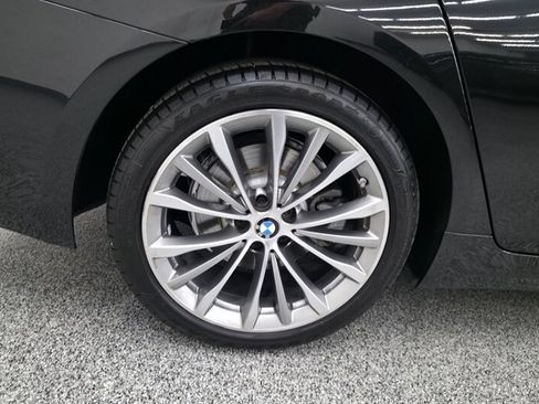 Used 2023 BMW 530i w/ Convenience Package RWD image 43