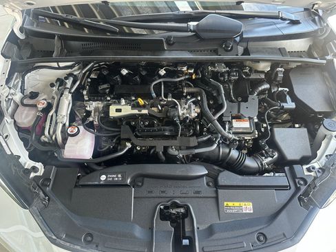 Used 2024 Toyota Prius Prime Premium FWD image 35