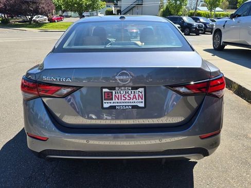 Used 2025 Nissan Sentra SV w/ SV Premium Package FWD image 8