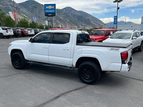 Used 2019 Toyota Tacoma SR w/ SR Convenience Package RWD image 12