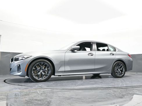 Used 2025 BMW 330i Sedan image 59