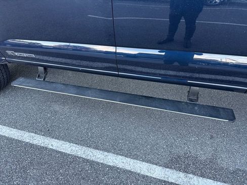 Used 2023 Ford F350 Lariat w/ Lariat Ultimate Package image 9