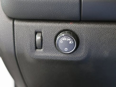 Certified 2022 Chevrolet Colorado LT w/ Fleet Safety Package image 24