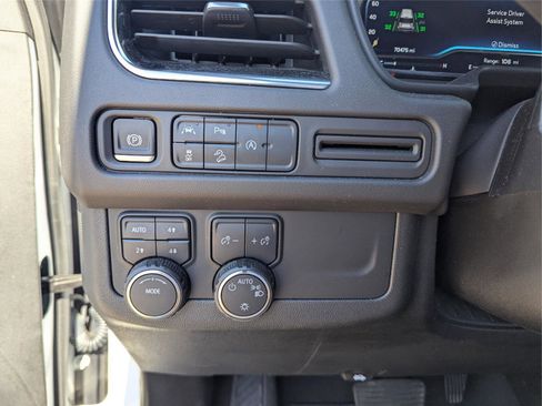 Used 2024 Chevrolet Tahoe Premier image 27