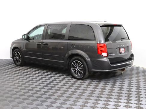 Used 2016 Dodge Grand Caravan R/T w/ Driver Convenience Group FWD image 6